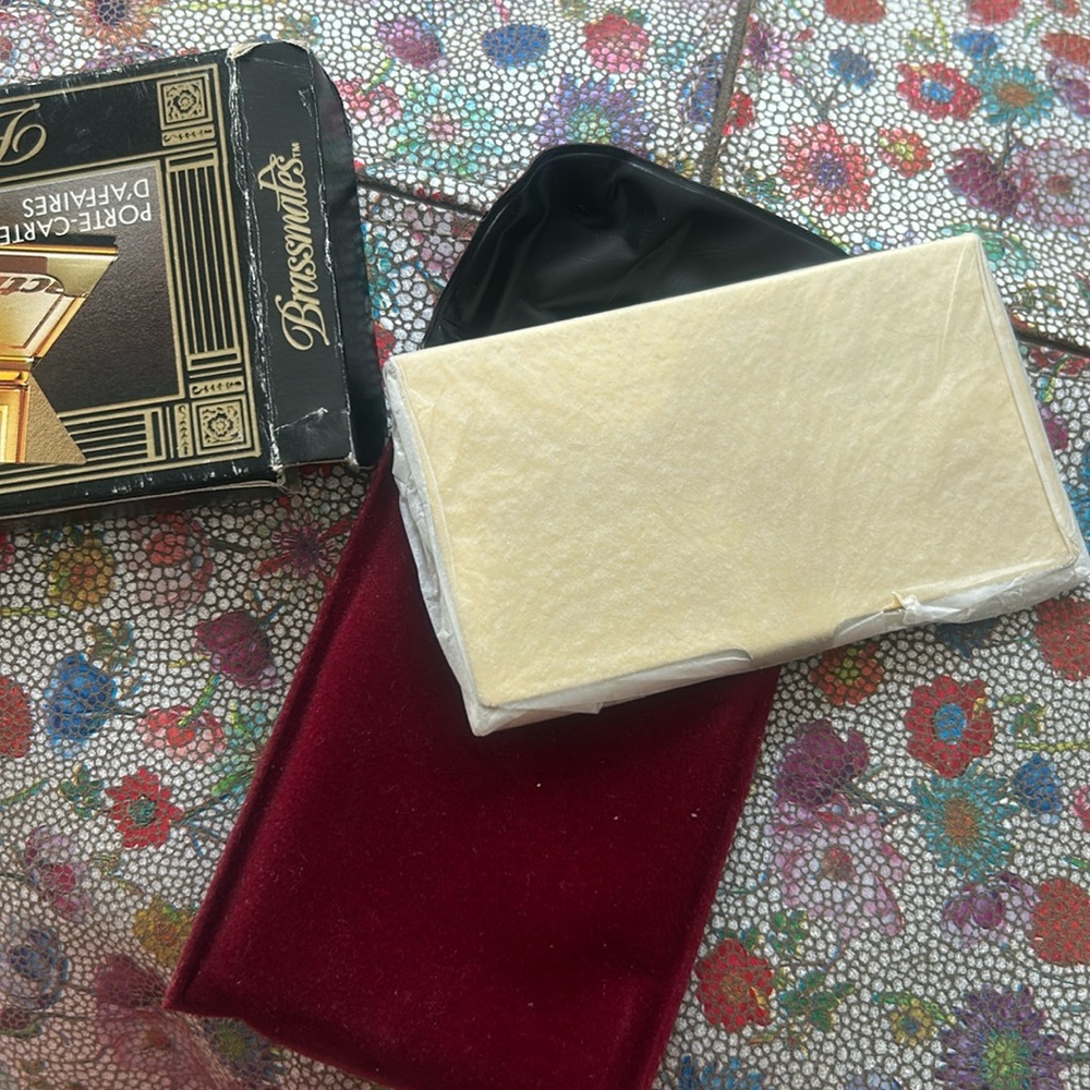 NEW Brassmate Gold Business Card‎ Holder with Red Velvet Pouch